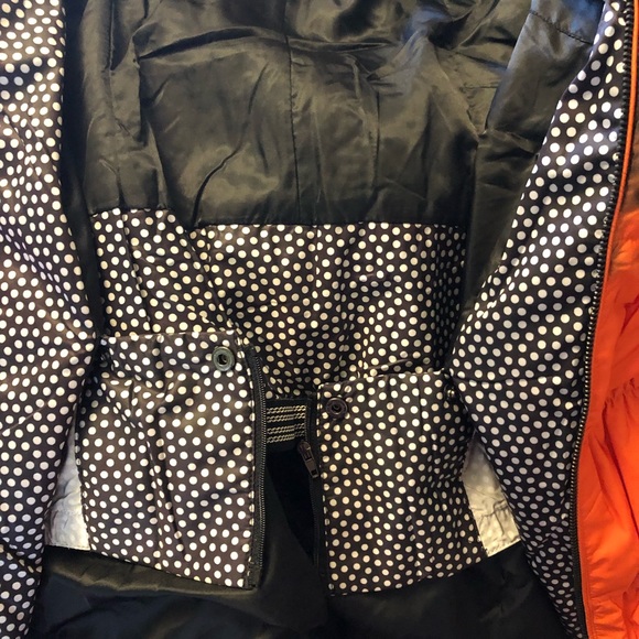 New fits small/medium beautiful orange and black water proof coat. - Picture 3 of 3